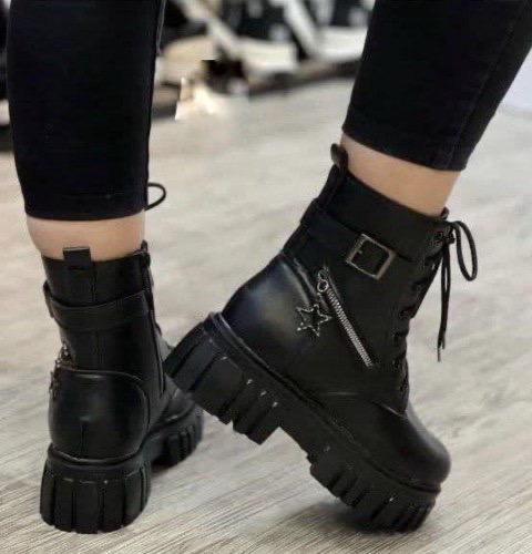 نیم ساق ستاره شیک و زیبا سایز 37تا40 رنگ مشکی